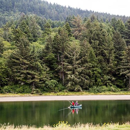 Pacific City Rv & Camping Resort Cloverdale  Bagian luar foto